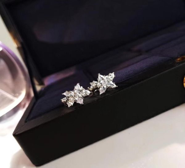 

fashion2020 early spring series asymmetric flower cluster earrings s925 silver plated 18k gold white gold diamond earrings never 3835767, Golden;silver