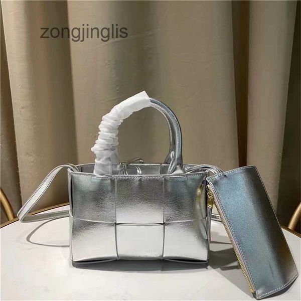 

cowhide acro botteges high shoulder bag totes 2023 spring knitted venetas quality single bags leather crossbody handbag 74i3