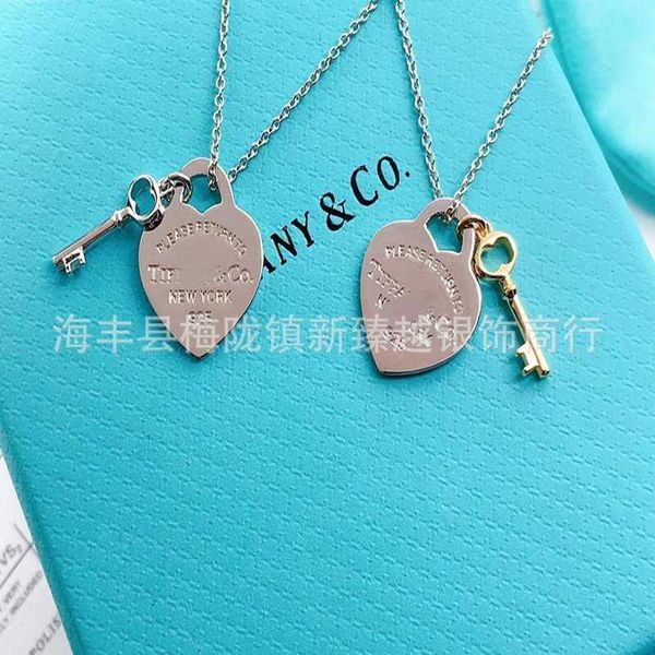 

designer ay s925 sterling silver women's key heart shaped necklace fashionable versatile pendant small crowd luxury clavicle chain, Black