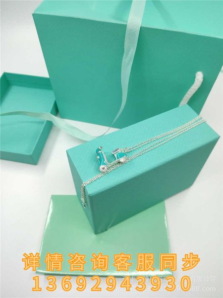 

designer ay s925 silver fashion versatile cute little fresh new mini motorcycle small pedal pendant item