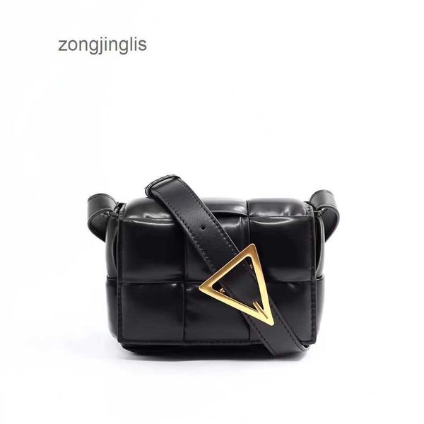 

bag cabbage classic handbag lady mini 2023 venetas designer cassettes bags shoulder botteges basket woven lady messenger crossbody purse
