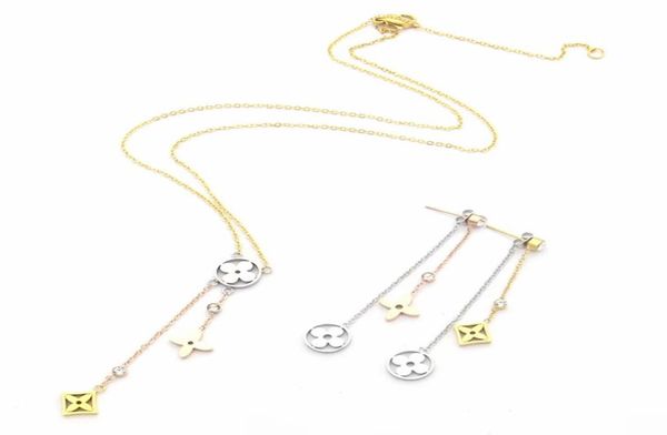 

2021 europe america fashion style jewelry sets lady women hollow out three flower with diamond initials necklace earrings sets 1s4108977, Silver