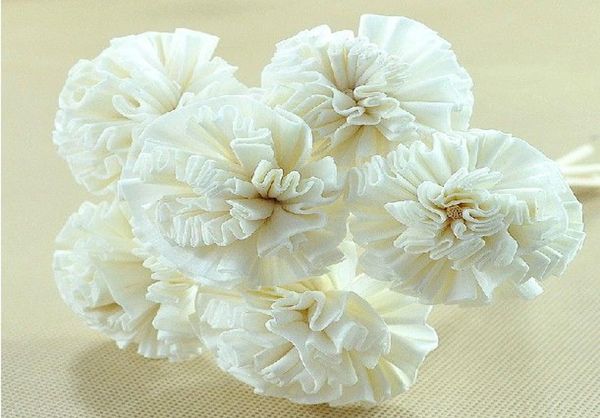 

10pcs/lot dia 4.5cm handmade white cockscomb natrual so flower with rattan sticks for reed diffuser fragrance incense votilizer zh0404478858