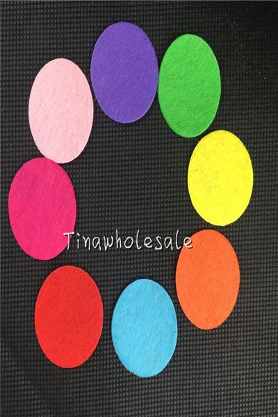 

1000pcs 25cm3cm colorful felt pads for flower and brooches039 back30mm round patcheswholefelt 30mm circle appliques6883710, Slivery;white