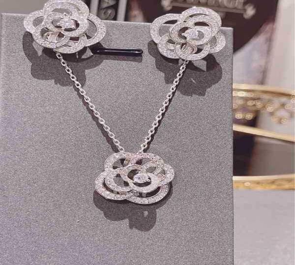 

camellia hollowed out flowers fashion stars with grandma xiang versatile necklace earrings women5916286, Silver