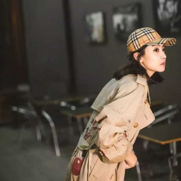 

ball caps burbreryss hat duck womens fashionable and versatile. korean version of the same classic khaki lattice casual street for men m2f4, Blue;gray