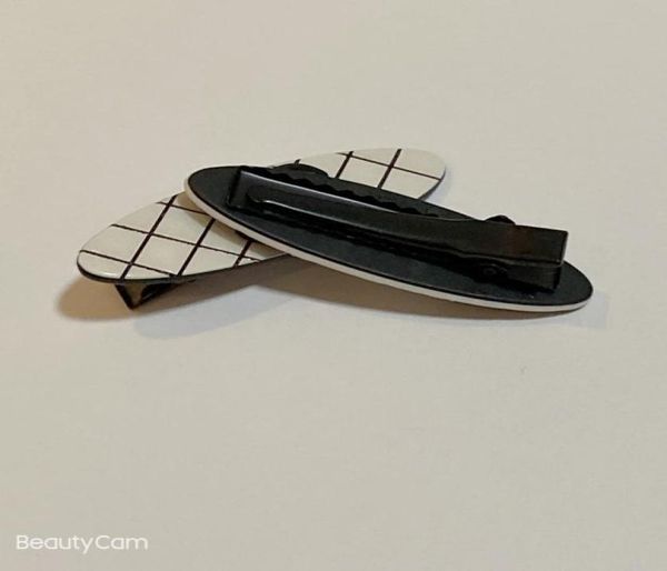 

fashion classic black and white acrylic mesh hair clips small pressure side clip hairpins for ladies favorite headdress jewelry ac9173232, Golden;silver