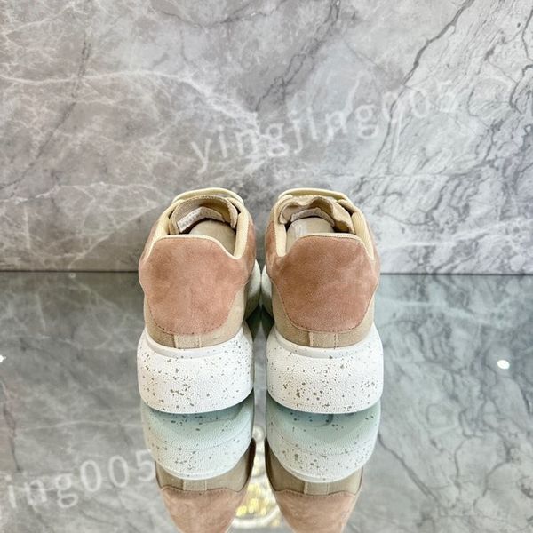 

2023 new luxury outdoor running shoe designer fashion platform sneakers for women mens leather black white alexander walking sport xsd221125