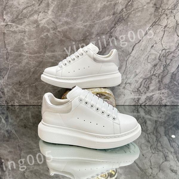 

new outdoor running shoe designer fashion platform sneakers for women mens leather black white alexander walking sport xsd221125