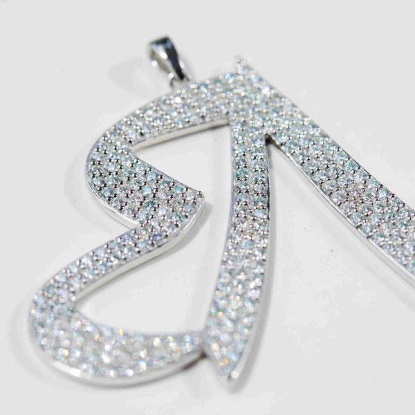 

latest customized 925 sterling silver iced-out natural moissanite pendant