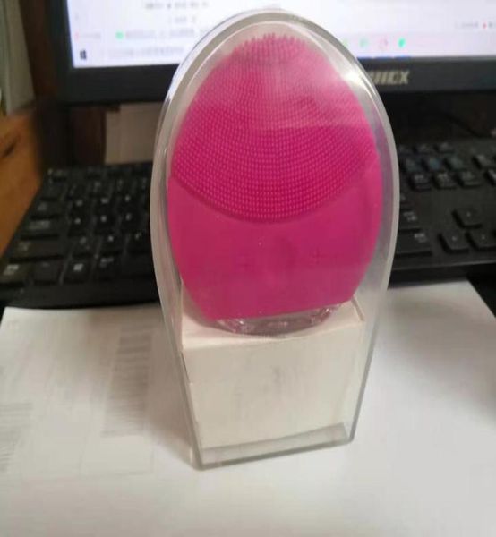 

electric silicone facial cleansing instrument face massager facial cleansing massager electric silicone cleaner3986129