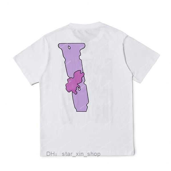 

2023 20ss summer mens t designers women tshirts sleeve tees apparel fashion luxurys man casual shirts polos clothes clothing v lones 2 ppsq, White;black