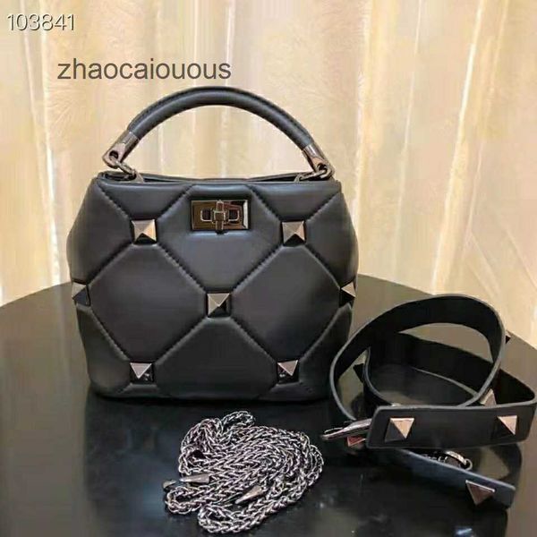 

handbags diamond valentins stitching quilted luxury handbag designer women outline bags color pattern portable shoulder women's chain n