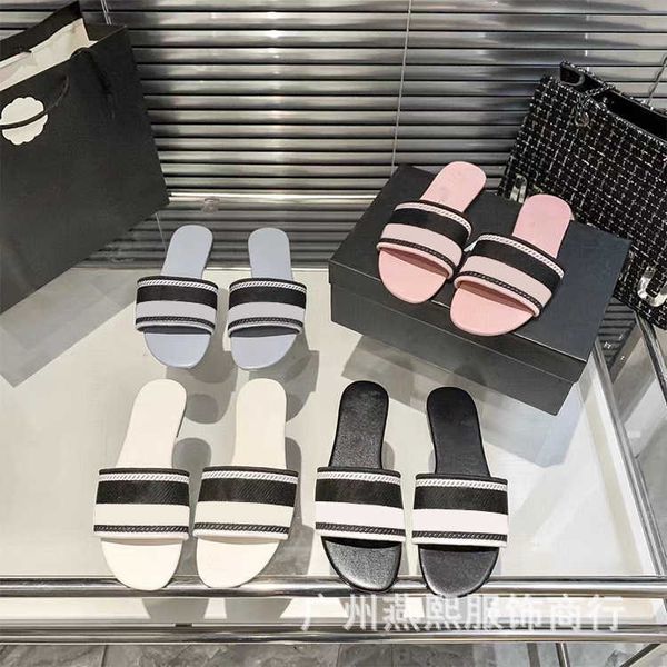 

slippers designers shoes sandals letter slippers womens 2023 summer embroidery one line slippers round head flats heel color matching flat b, Black