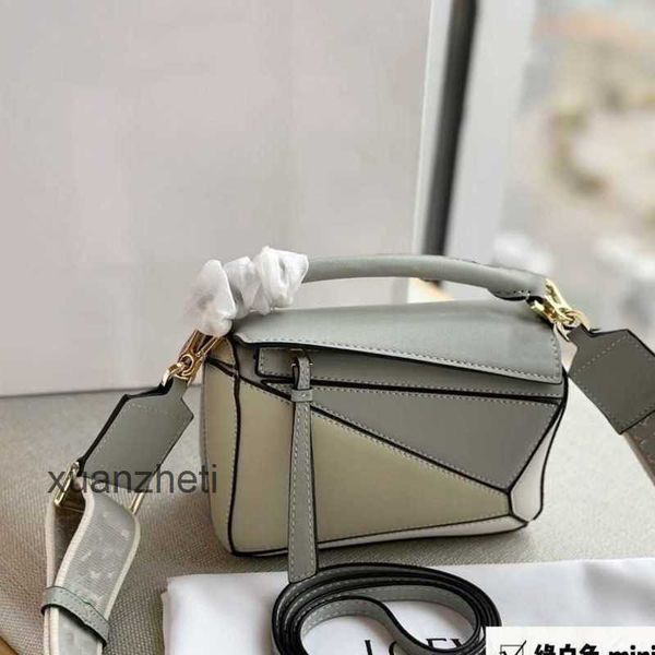 

puzzles hands outlet bags designer bag fashion green 2023 loewsbag mint cowhide geometry embroidery shoulder anagram strap large capacity co