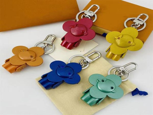 

designers keychain car key chain metallic cartoon humanoid design pendant mens and womens fixed bag pendants alloy fashion handmad7221279, Slivery;golden
