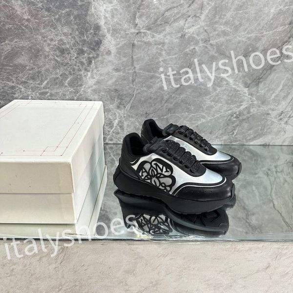 

luxurys reflective leather dad shoes space stitching material sneakers designer sneakers modern autumn winter trendy shoe xsd230403, Black