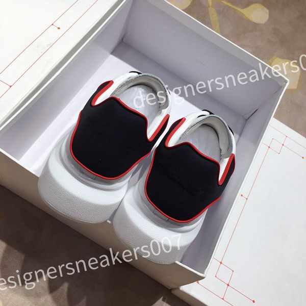 

2023 luxurys designer running shoes fashion channel sneakers women lace-up sports shoe casual trainers classic sneaker woman hl210208, Black
