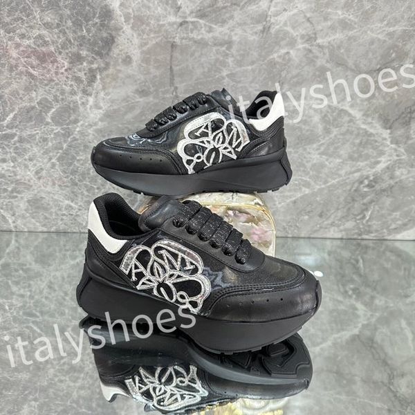 

2023 new luxury reflective leather dad shoes space stitching material sneakers designer sneakers modern autumn winter trendy shoe xsd230403, Black