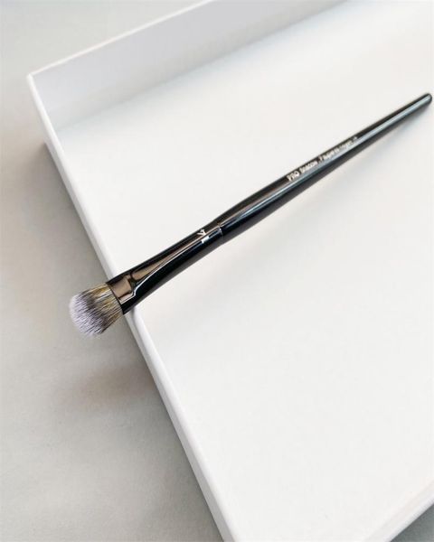 

pro eye shadow makeup brush 14 soft medium tapered eyeshadow cosmetics beauty brush tools1561052