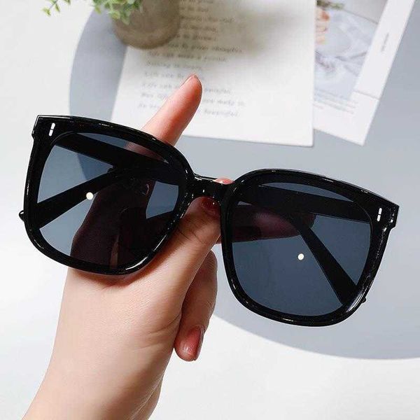 

designer gm sunglasses fashion luxury brand for men and women new sunglasses vibrato same korean version male female net big frame polarizer, White;black
