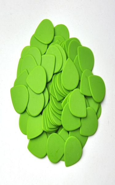 

100pcs extra heavy 15mm teardrop waterdrop delrin jazz guitar picks plectrums green7025195