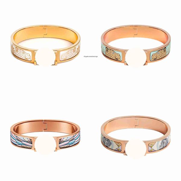 

aher mas designer luxury brand enamel bracelet luxury h-letter bracelet 18k rose gold classic versatile fashion enamel couple bracelet, Black