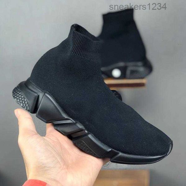 

fashion boys girls sock kid casual baby shoes outdoors sports shoes paris designer triples light breathable black white classic pink green s