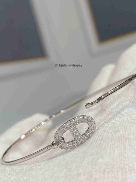 

aher mas designer luxury brand enamel bracelet v golden pig nose full diamond bracelet female 18k gold diamond h family, Black