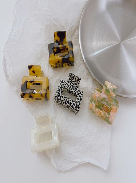 

vintage acetate hair claws leopard hollow geometric hair clips for women girls small hairpins hair accessories fashion headdress1213814, Golden;silver