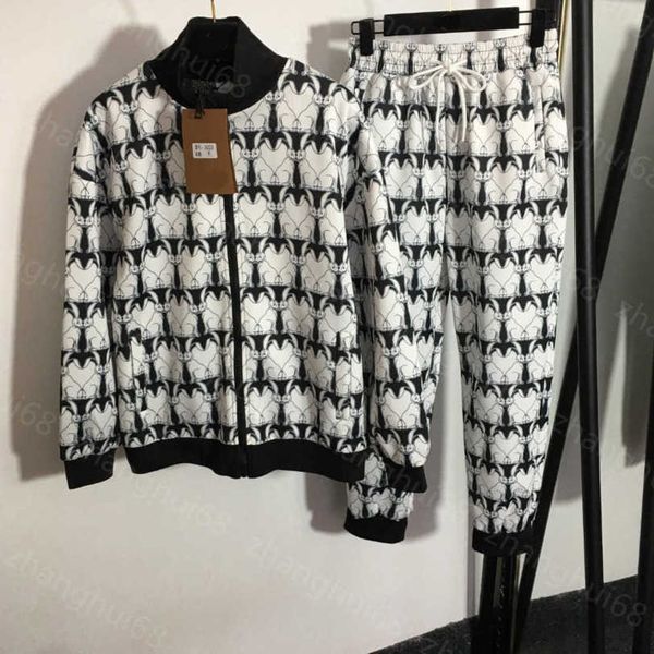 

23ss casual suit women pants sets womens designer clothing rabbit love printed stand collar long sleeve zipper coat elastic waist casual pan, White