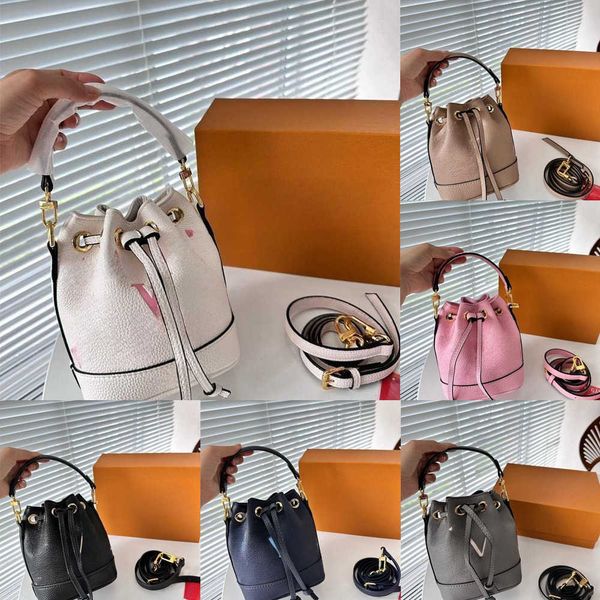 

0a designer bag bucket bag women shoulder crossbody bag designers lvvs bag handbags litchi grain chain decoration tote luxury shopping bags