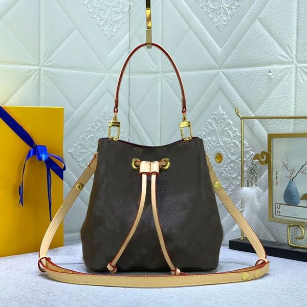 

women leather shoulder bag designers handbags wallet womens crossbody bags tote bucket bag vintage print shopping bag luxury designer bags, Black;red