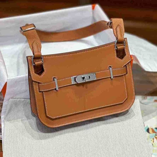 

designer bag jypsieres h ermes 2023 springsummer new fashion versatile leather womens gypsy lock buckle saddle one shoulder crossbody mini h