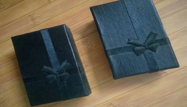 

black 5825cm fashion for charms beads gift box packaging for pendants necklaces earrings rings bracelets jewelry1199471, Black;white