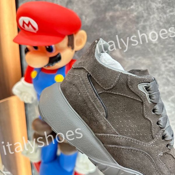

2023 luxury designer trainer skate shoes run fashion sneakers women men sports shoes chaussures casual classic sneaker woman xsd230405, Black