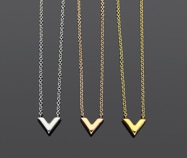 

2022 women designer earrings necklace simple v letter pendant titanium steel high polished luxury heart love pendant f8758802, Silver