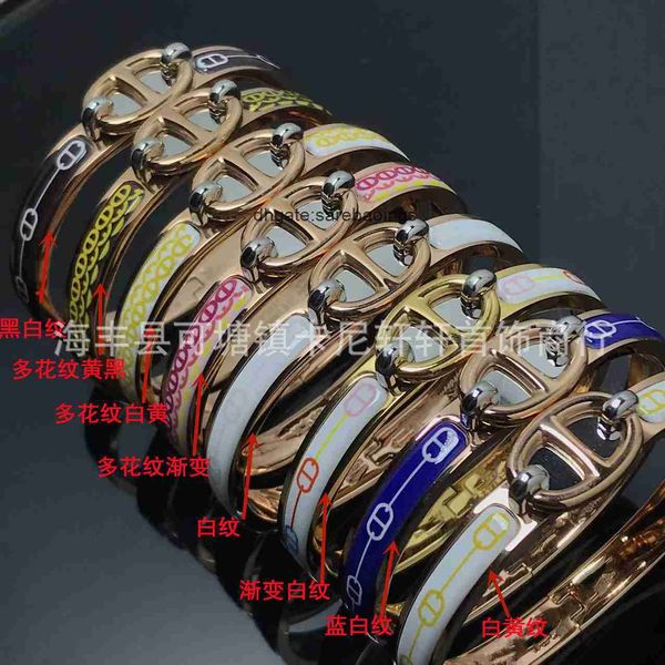 

aher mas designer luxury brand enamel bracelet enamel pig nose bracelet love home buckle h couple bracelet, Black