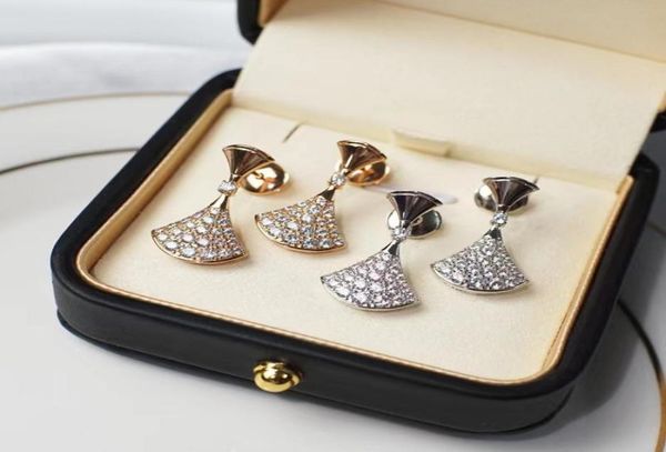 

brand luxury skirt designer earrings stud for women 18k gold love heart pink shining crystal diamond pendant clovers earring earin9831552, Golden;silver