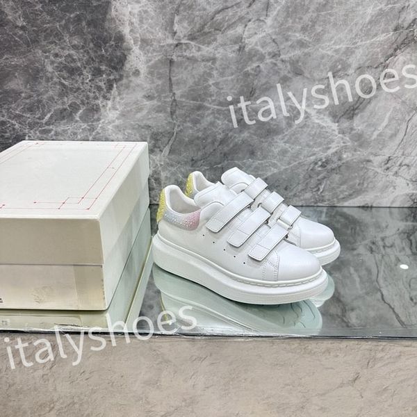 

luxurys designer casual shoes genuine leather sneakers womens old dad shoes fashion black white popular shoe xsd230402
