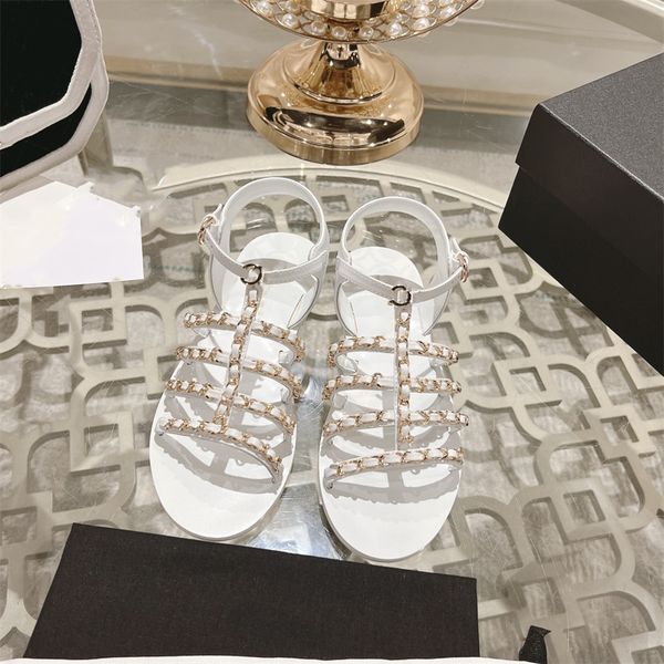 

designer cc sandals women luxury beach shoes outdoor slippers fashion leather slides n01