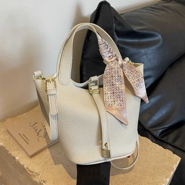 

classic h ermes picotin lock bags online store 2023 new fashion handheld bag women's mori cute casual simple bucket summer sense crossb