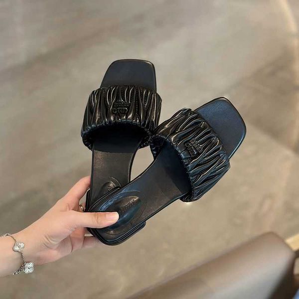 

mius beach shoes women slide designer sandals sheepskin slippers women's summer outwear large pleated flat bottom holiday square sandal