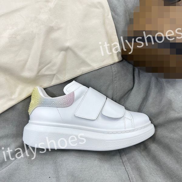 

luxurys designer casual shoes genuine leather sneakers womens old dad shoes fashion black white popular shoe xsd230402