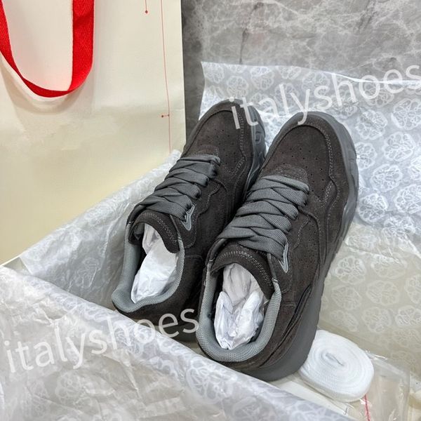 

new luxury designer trainer skate shoes run fashion sneakers women men sports shoes chaussures casual classic sneaker woman xsd230405, Black