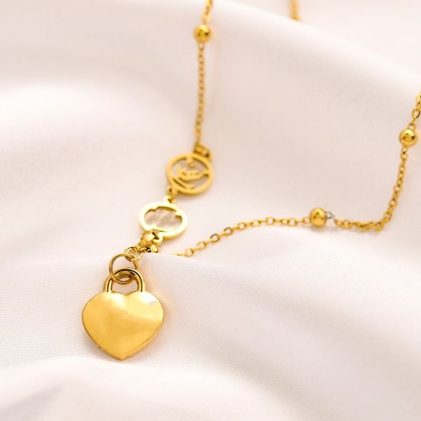

luxury heart necklaces women medusa moissanite classic mens hiphop iced out chains jewelry tennis chain hip hop jewelry love necklace silver