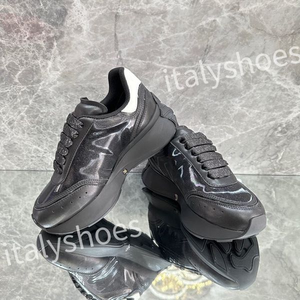 

2023 luxury reflective leather dad shoes space stitching material sneakers designer sneakers modern autumn winter trendy shoe xsd230403, Black