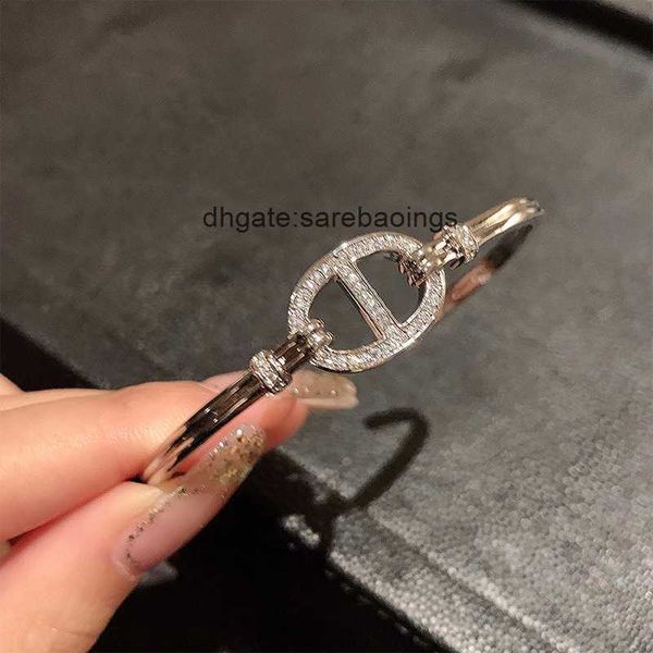 

aher mas designer luxury brand enamel bracelet full diamond zircon pig nose bracelet luxury crowd design fashionable advanced bracelet girl, Black