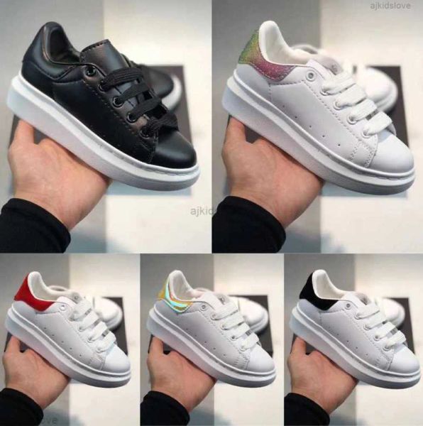 

2022 selling designer kids shoes white red black dream blue single strap outsized sneaker childrens rubber sole amcqs soft calfskin leather