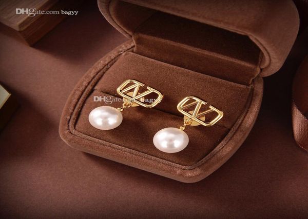 

fashion designer letter v earrings pearl stud earring women tassel love earrings internet celebrity earing female jewelry luxury h3614295, Golden;silver